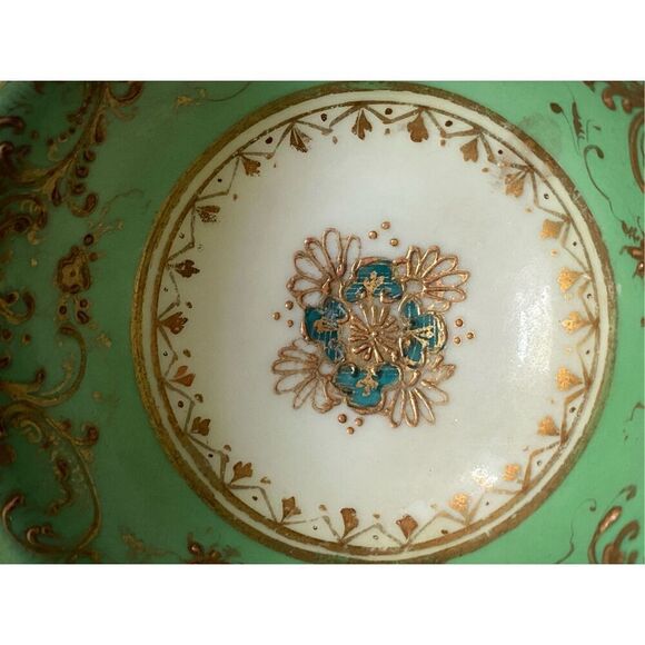 Antique 2 Piece Set Floral DOUBLE HANDLE CREAM SOUP BOWL & UNDERPLATE - Picture 5 of 5